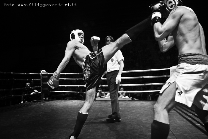 Fight Never End 2 - 12 Match - Thai Boxe - Kick Boxing - K1 Rules - Savate Pro - Muay Thai (photo 7)